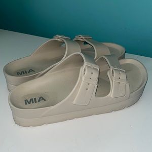 MIA Platform Sandals
